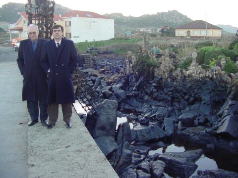 Records d’un viatge de solidaritat a Galícia després del Prestige