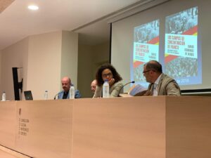 Adéu a Carlos Hernández, periodista incòmode i referent en la denúncia dels crims del franquisme